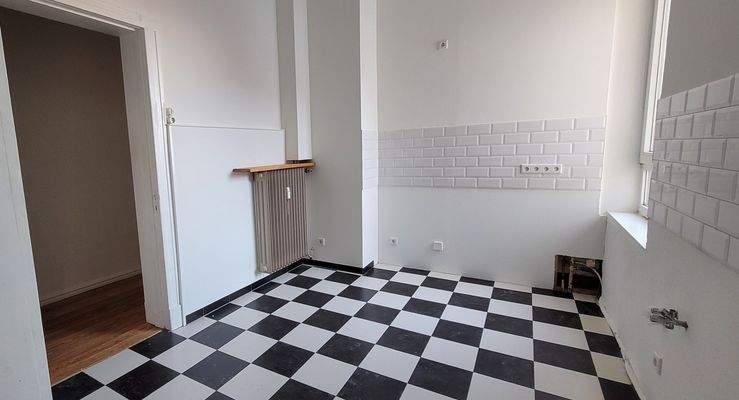 Küche vor Einbau der neuen Einbauküche