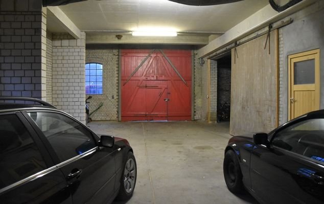 Halle Ansicht II