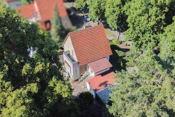 Luftbild Haus von schräg hinten