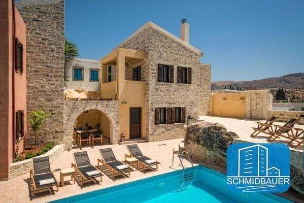 Kreta, Sivas: 3 hervorragende Villen mit Gemeinschaftspool als Komplex zu verkaufen