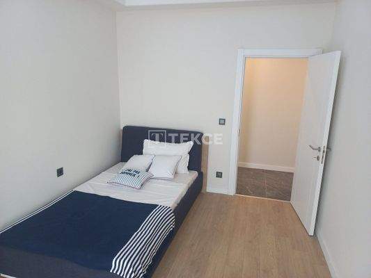 Apartments in a Complex with a Swimming Pool