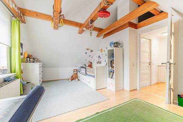Kinderzimmer im OG