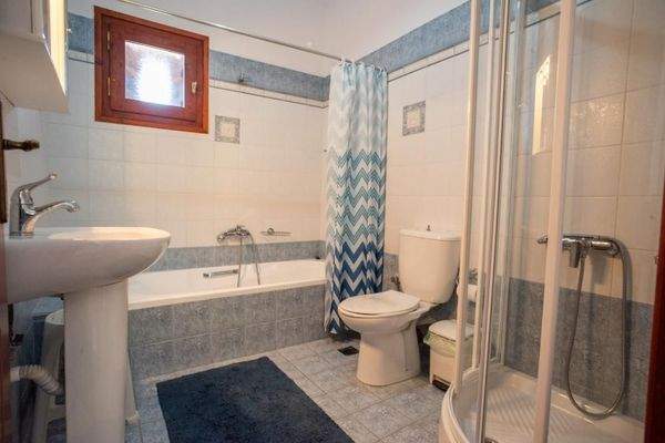 Kreta, Gavalochori: Ruhige traditionelle Villa, bezugsfertig, zu verkaufen