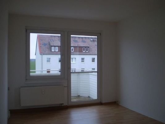 Musterfoto/Wohnzimmer/Balkon