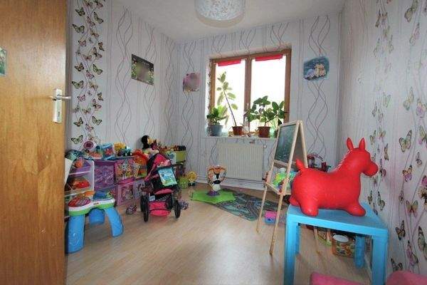 Kinderzimmer 2 OG