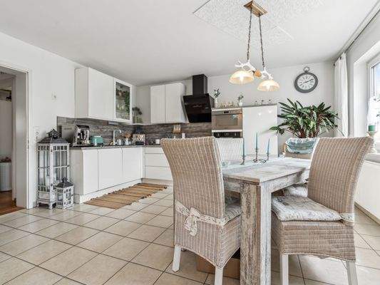 EG - Küche und Essbereich