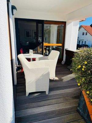 Frühstücksterrasse Ost