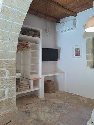 Kreta, Aspro: 3 Villen mit traditionellen Steinelementen und Bergblick zu verkaufen