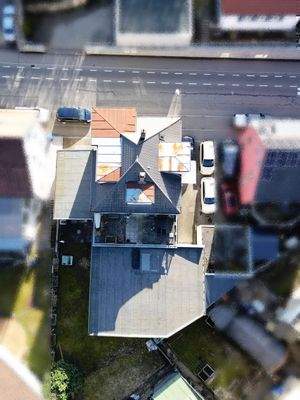 Gebäudeansicht - Drohne