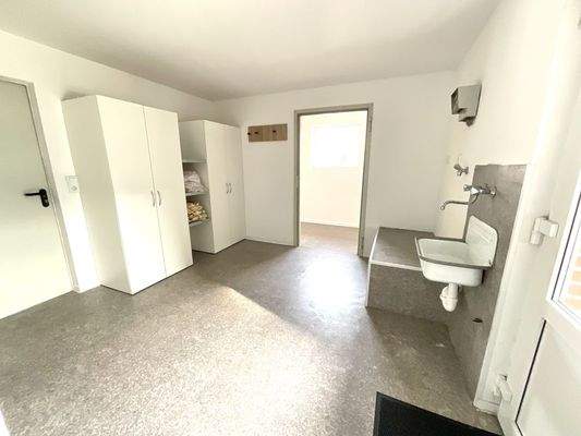 12825 HW-Raum Bild 2