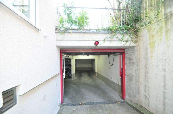 TG-Einfahrt mit Sender