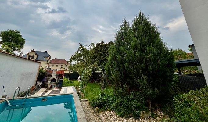 Pool &amp; Garten.JPG