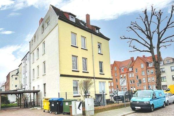 Mehrfamilienhaus mit vier Wohnungen