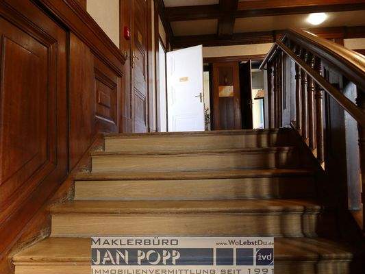 Treppe in das Obergeschoß
