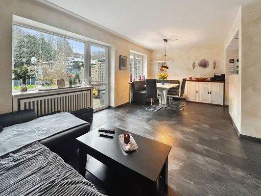 Wohn- und Essbereich Ansicht 1