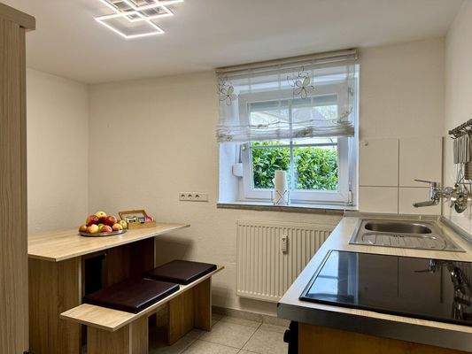 Ferienwohnung: Küche mit Essbereich