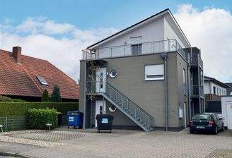 mit KI verändert - Eingangsbereich