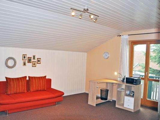 Zimmer im Dachgeschoss.jpg