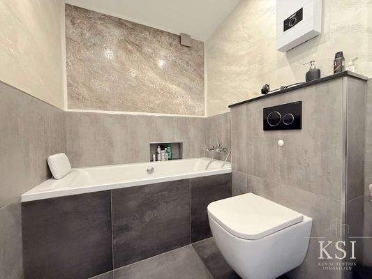 1. OG - Badezimmer A2