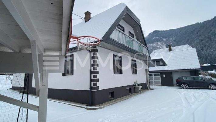 RAUM- UND PLATZWUNDER SOFORT EINZUGSBEREIT IN RUHELAGE