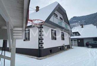 RAUM- UND PLATZWUNDER SOFORT EINZUGSBEREIT IN RUHELAGE