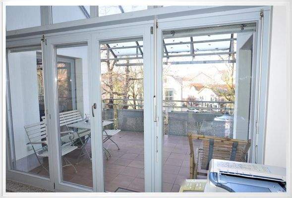 überdachte Loggia z. relaxen