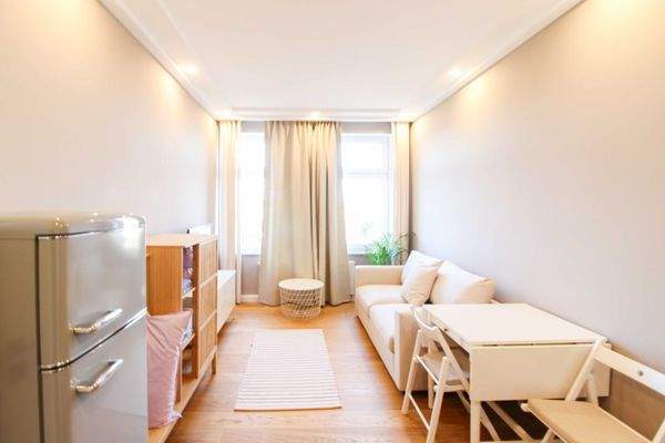 Schlafzimmer mit Miniküche