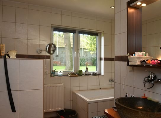 Badezimmer EG