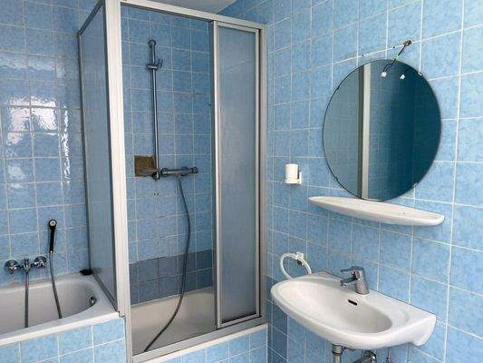 Badezimmer Wohnung Erdgeschoss