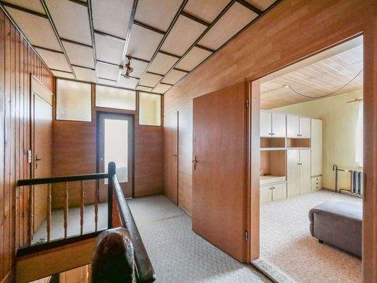 Etagenwohnung (DG-Flur)