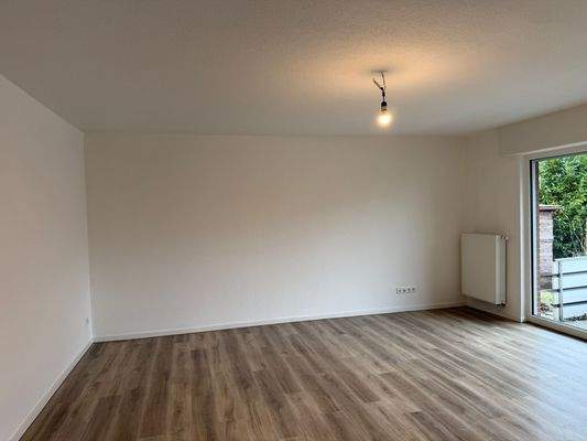 Wohn- Esszimmer mit Vinylboden