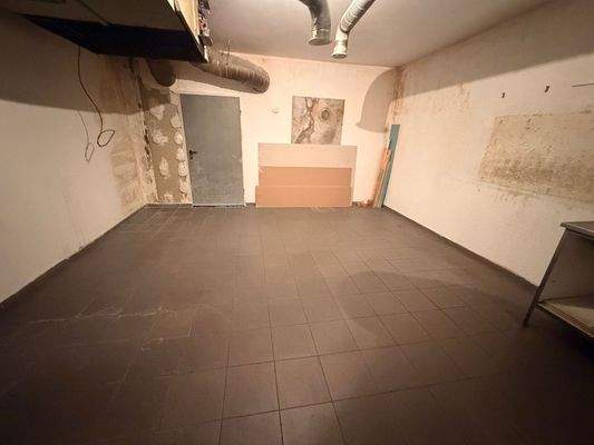 Leere Gewerbefläche Kassel