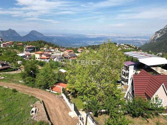 Suitable Home for Private Living for Sale in Konyaaltı Çağlarca