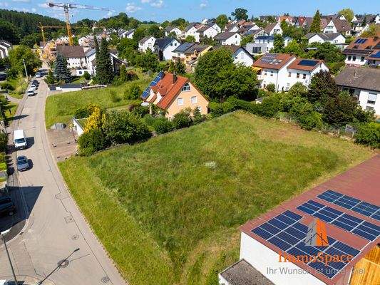 Blick auf das Grundstück 