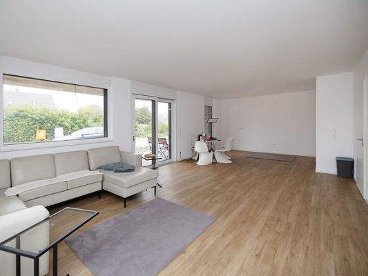 Wohn-, Ess- und Kochbereich