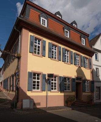 Stadtvilla im Barockstil in Oppenheimer Alstadtlage