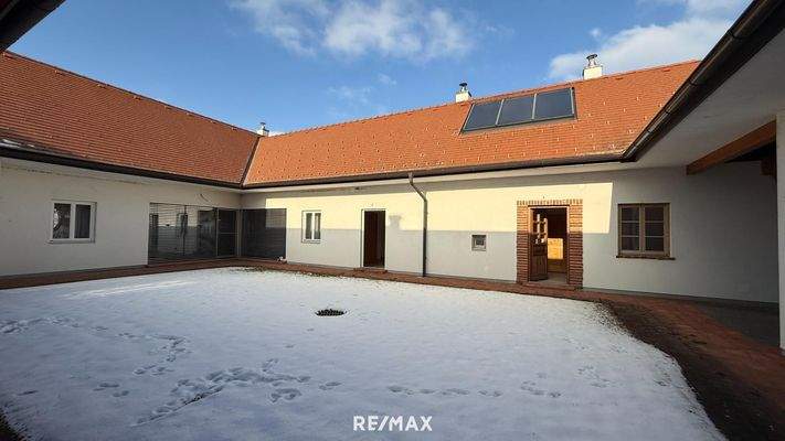 uneinsichtiger Innenhof