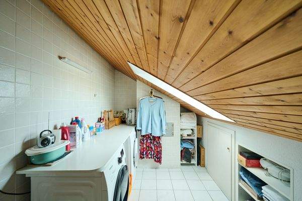 Hauswirtschaftsraum im DG