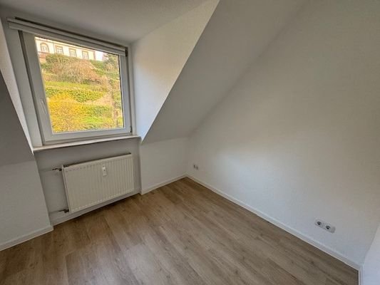 Ankleide oder Arbeitszimmer 2