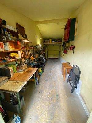 Garage innen.jpg