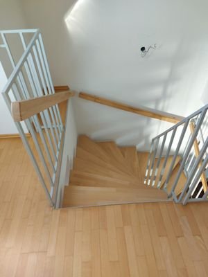 Foto 13 - Treppe.jpg