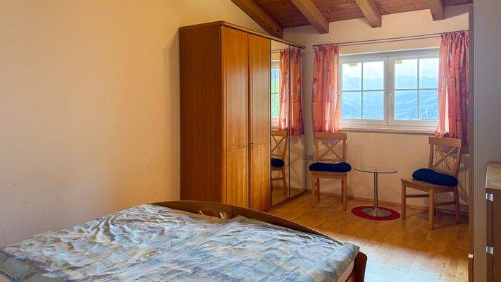 4-Zimmer-Wohnung - St