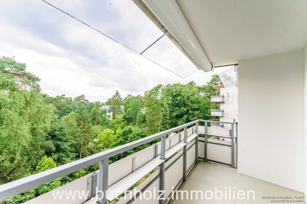 Balkon mit Blick ins Grüne