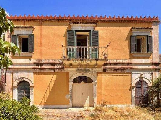 Historische Stadtvilla aus dem späten 19. Jahrhundert im Herzen von Siracusa - Sizilien