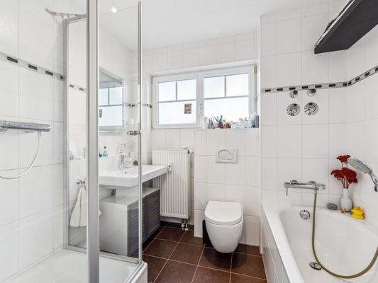 Badezimmer OG und UG _1