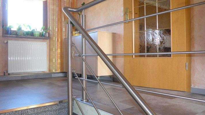 Flur OG rechte Hälfte