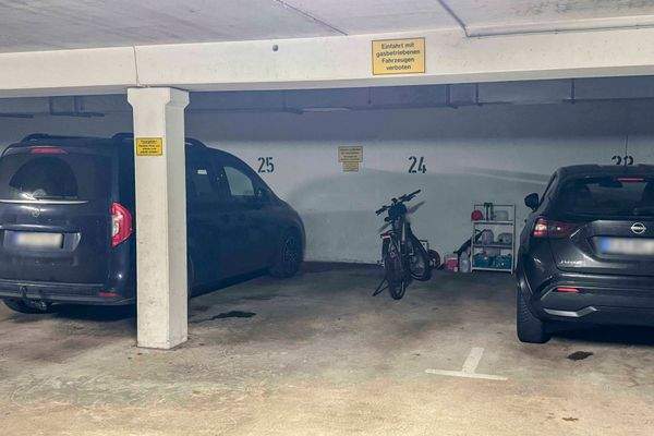Stellplatz-Garage