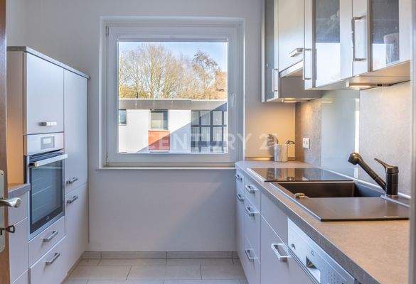 Voll ausgestattete Küche