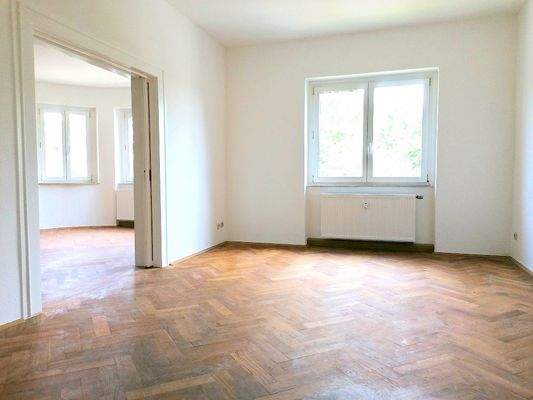 Zimmer 2 mit Parkett