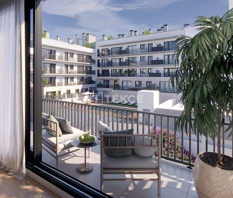 Apartments in a Complex Close to Transportation in Terrassa